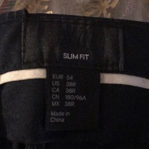H&M’s blue striped slacks